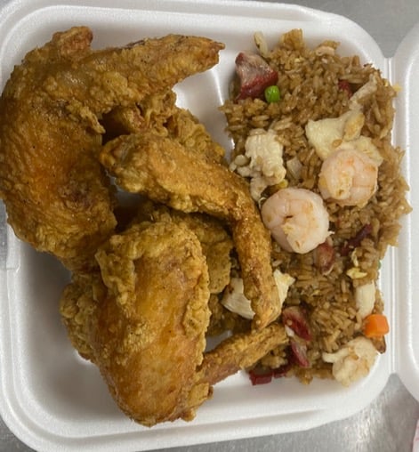 A4. Chicken Wings (6) w. House Fried Rice Image