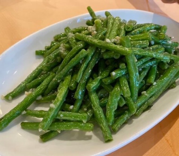 蒜蓉四季豆 String Bean w. Garlic