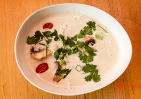 Tom Kha Hedd Soup