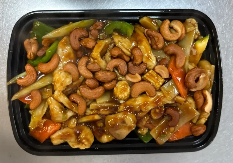 G11. Cashew Nuts Chicken