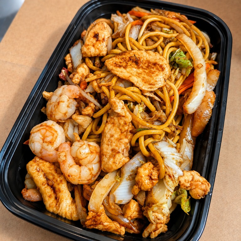 House Special Lo Mein