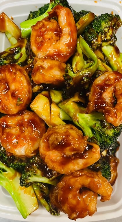 C29. Shrimp with Broccoli