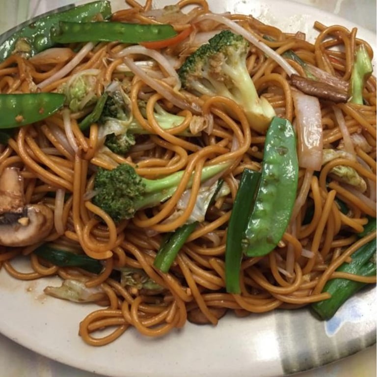 32. Vegetable Lo Mein