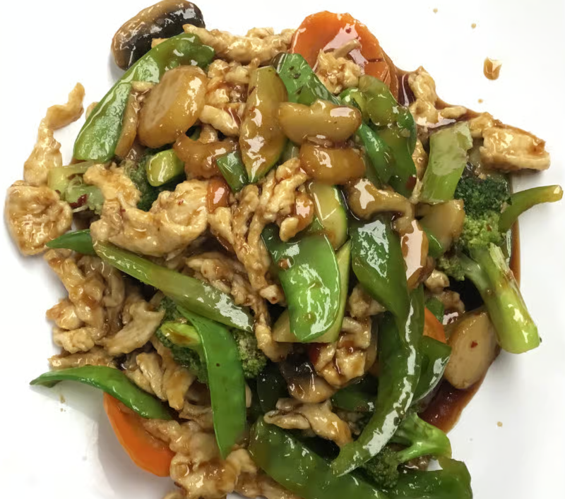 L13. Chicken w. Garlic Sauce