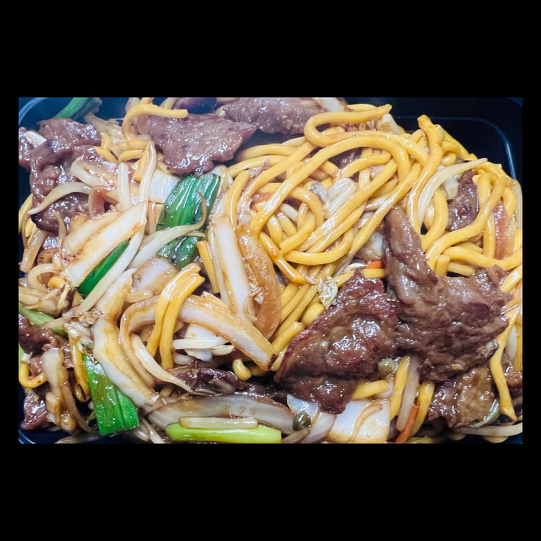 Q4. 牛捞面<br>Beef Lo Mein