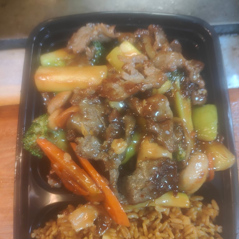 H 5. Hibachi Beef