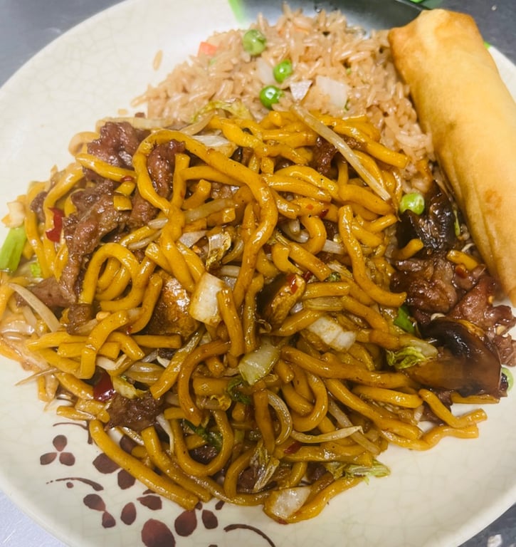 L26. 牛捞面 Beef Lo Mein