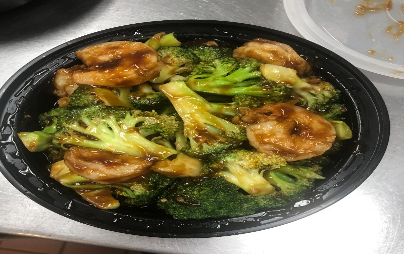 92. Shrimp w. Broccoli