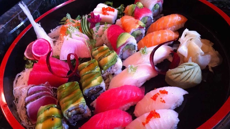 Sushi Sashimi Deluxe for 2