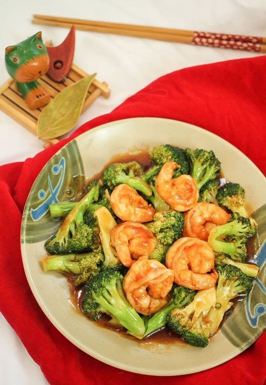 S 1. Shrimp with Broccoli