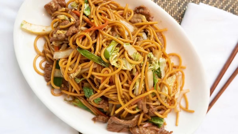 34. Beef Lo Mein Image