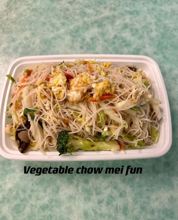 42. Vegetable Chow Mei Fun