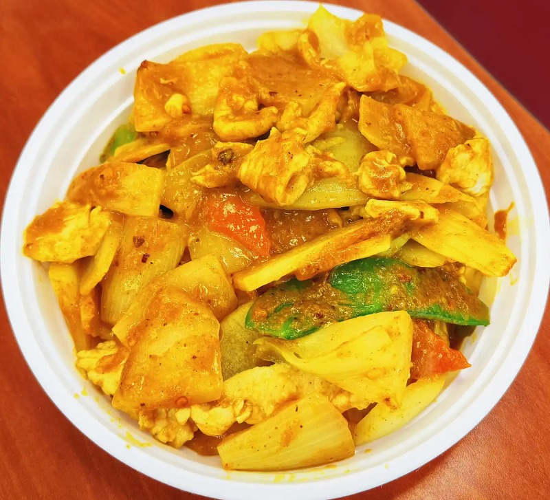 85. Curry Chicken w. Onion
