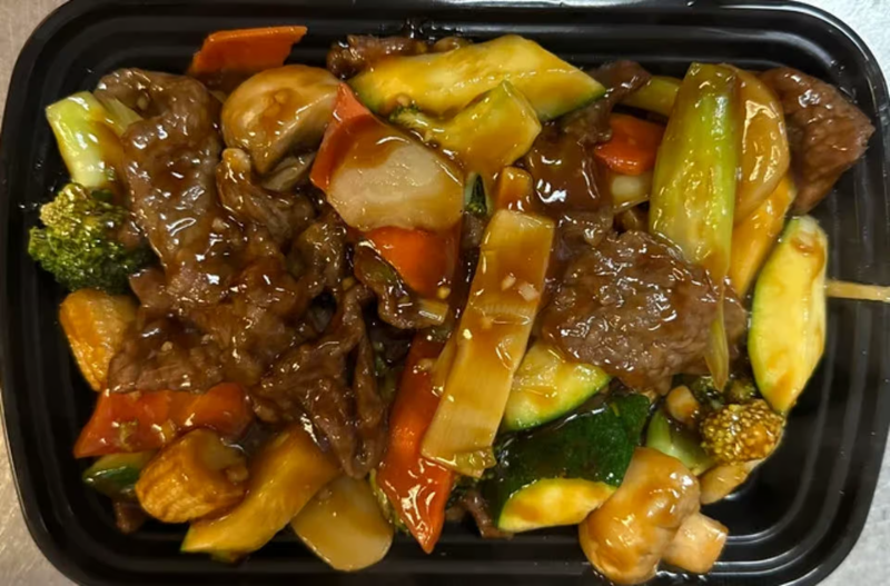F3. Beef w. Mixed Vegetable 蔬菜炒牛