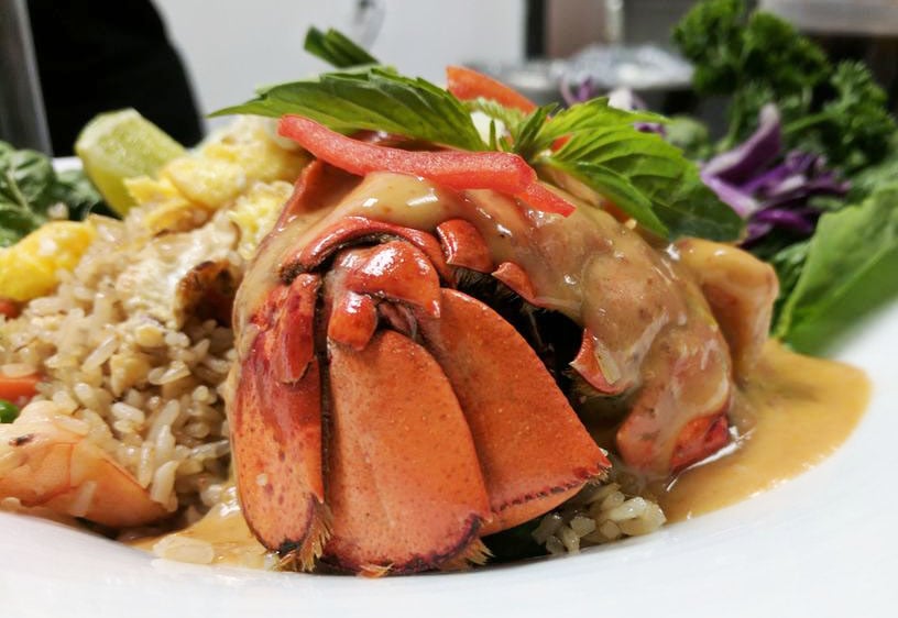 H1. Fried-Rice Lobster in red Curry Sauce