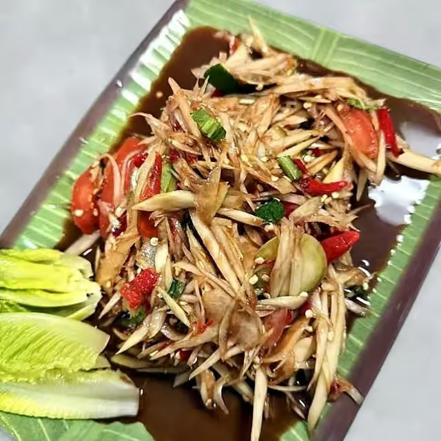 Som Tum (Laos Style)