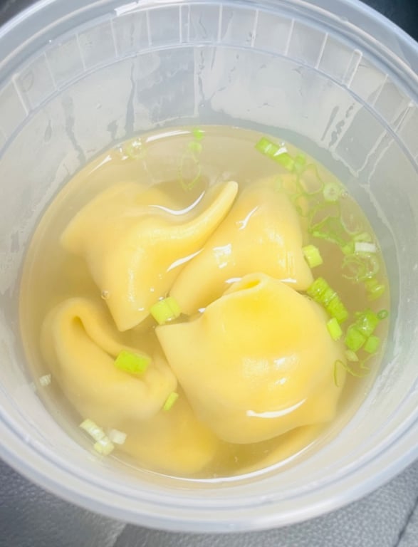 14. 云吞汤 Wonton Soup