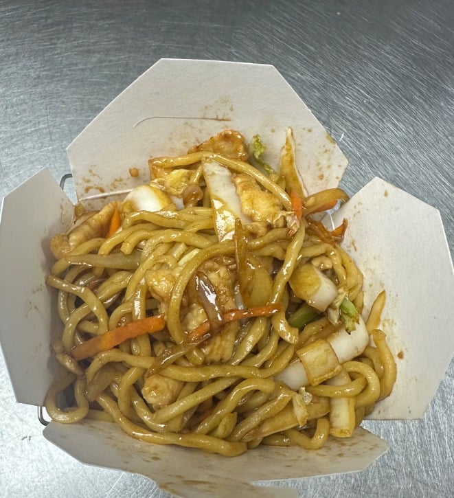 39. Chicken Lo Mein