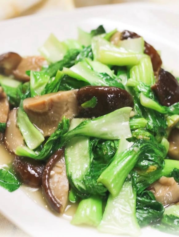 3. Shanghai Green w. Mushroom 香菇🍄上海菜