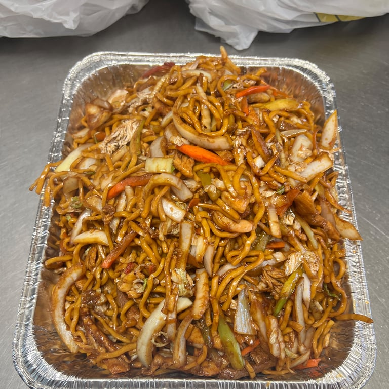 P2. House Special Lo Mein