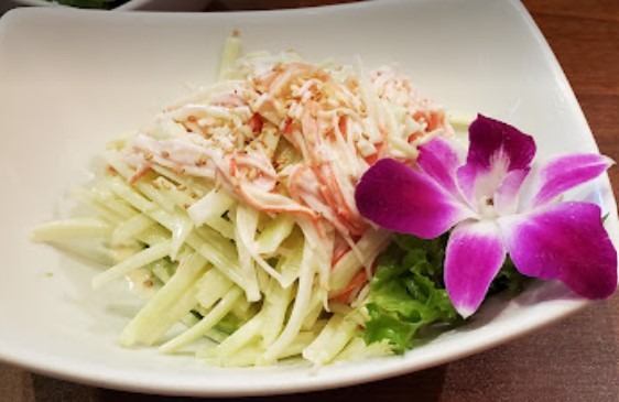 Kura Salad