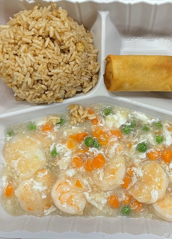L21. 虾龙湖 Shrimp in Lobster Sauce