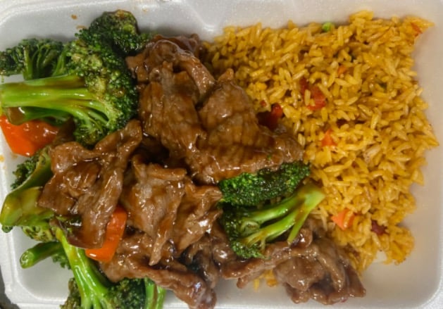 L16. Beef w. Broccoli