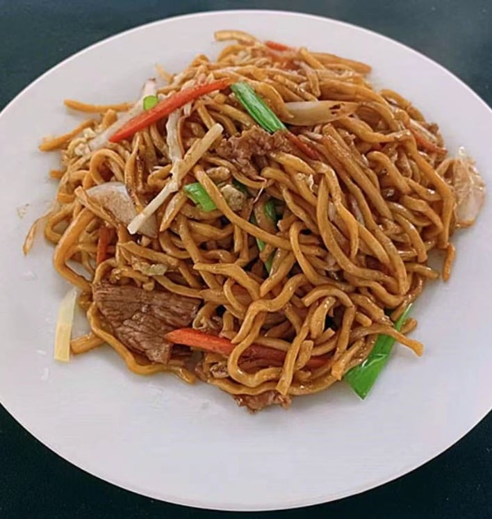 Beef Lo Mein<br>牛捞面