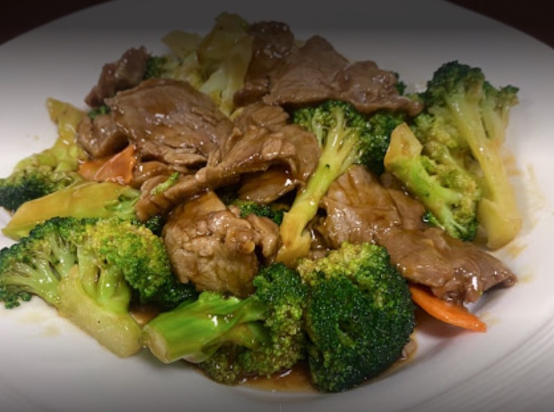 T18. Beef with Broccoli