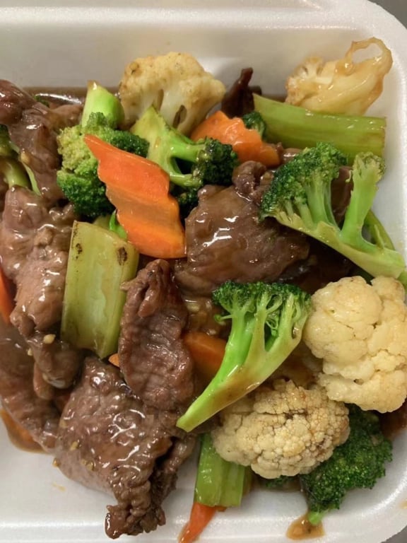 V5. Beef with Mix Vegetables