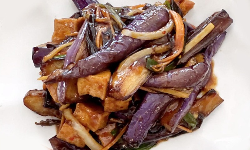 Eggplant & Tofu w. Garlic Sauce