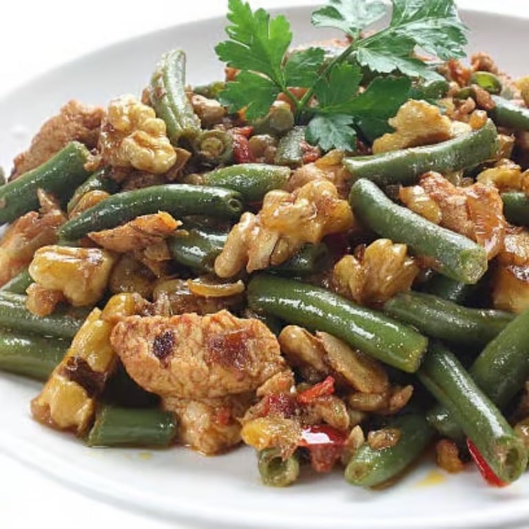 C04. Chicken with Green Beans