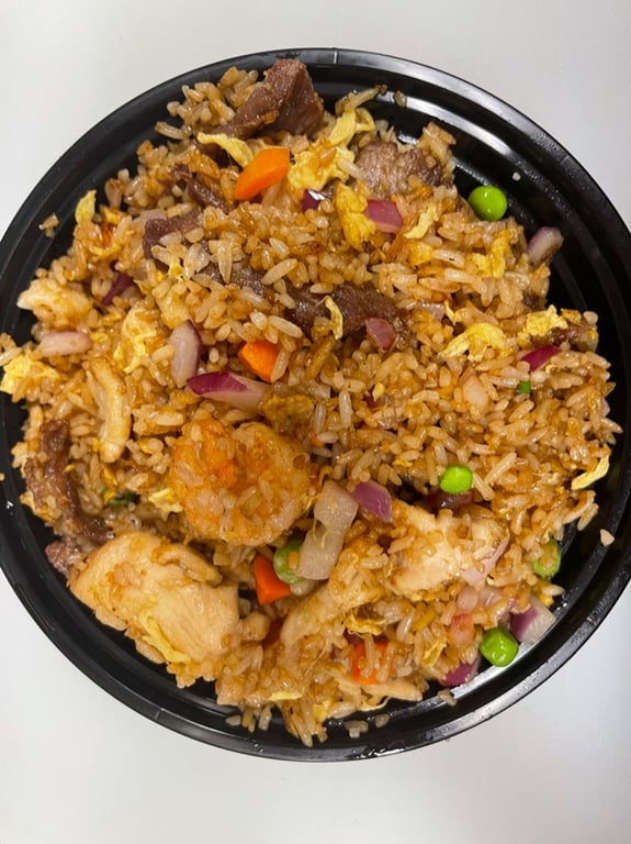 44. Combination Fried Rice <br> 什锦炒饭