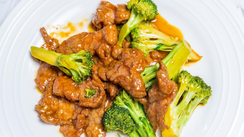 B-5. Beef with Broccoli