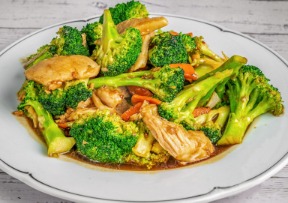 Chicken with Broccoli