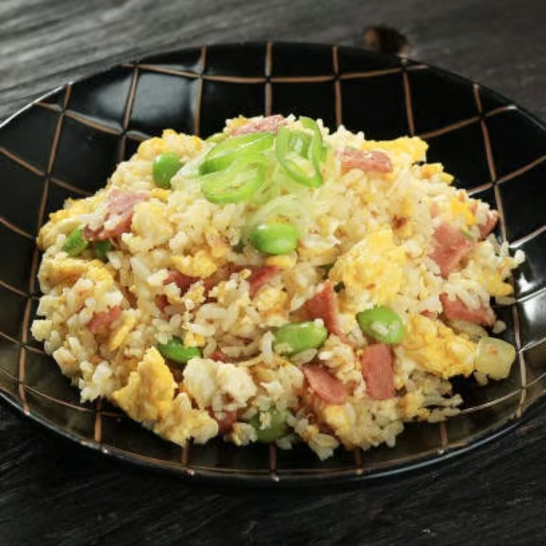 18. 叉烧炒饭   <br>Roast Pork Fried Rice