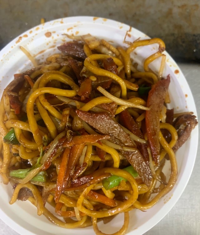 42. Roast Pork Lo Mein 叉烧捞面