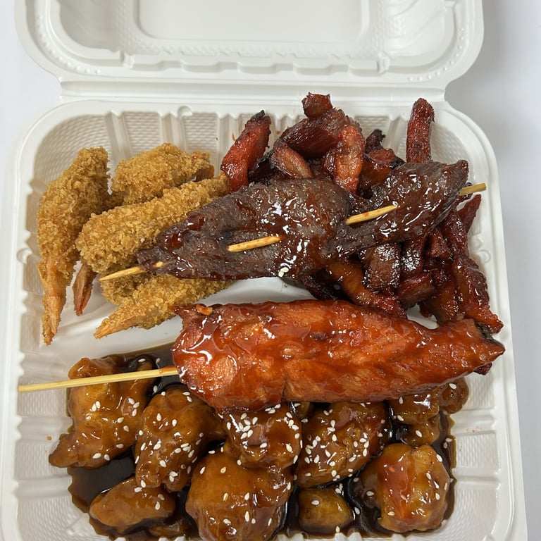 3. Fried Shrimp, Boneless Ribs & Skewered Chicken & Beef w. Sesame Chicken