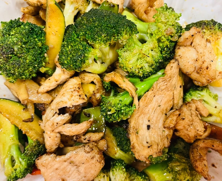 H1. Hibachi Grilled Chicken 铁板鸡