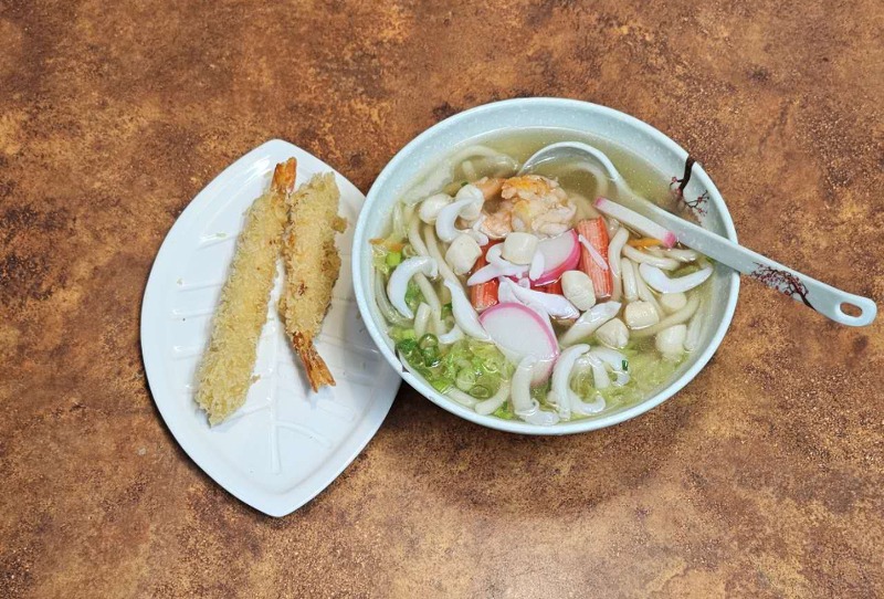 N2. Seafood Udon Noodle Soup