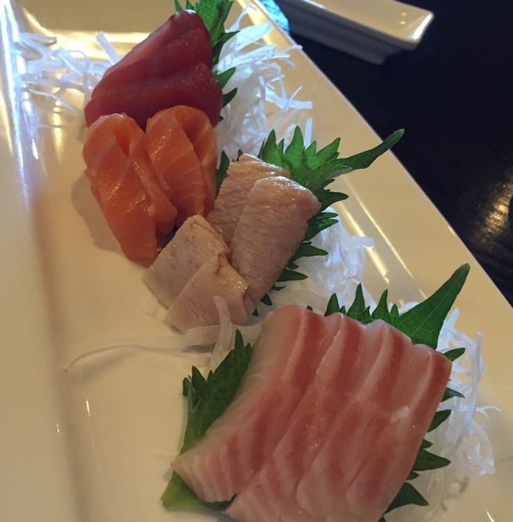 3. Sashimi Lunch