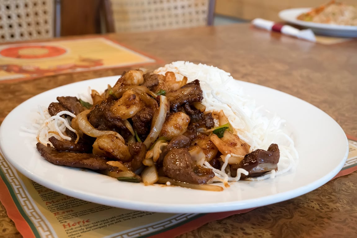 27. Mongolian Combo (Beef & Shrimp)