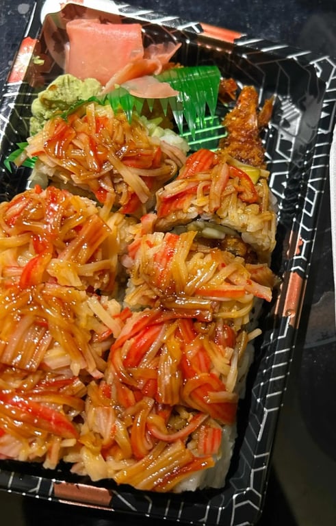 D22. Asian Star Roll (8 pcs)