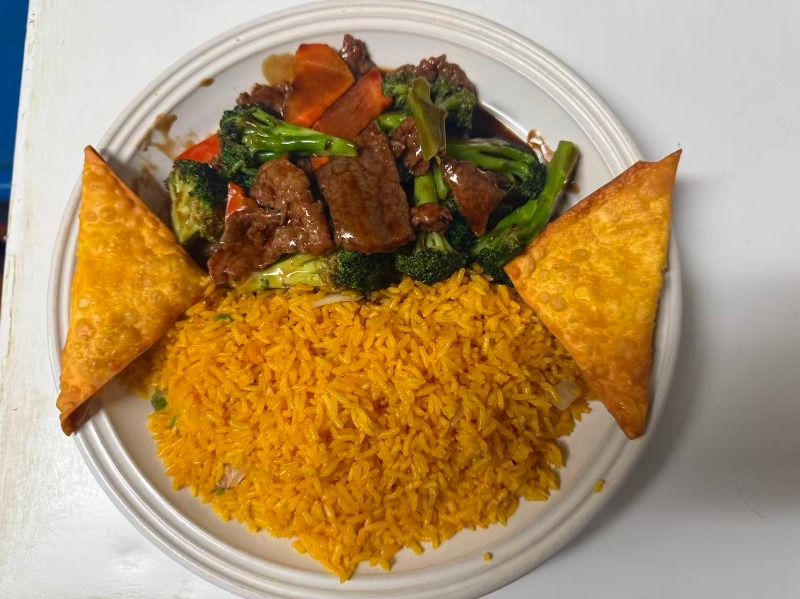 C401. 芥兰牛<br>Beef w. Broccoli