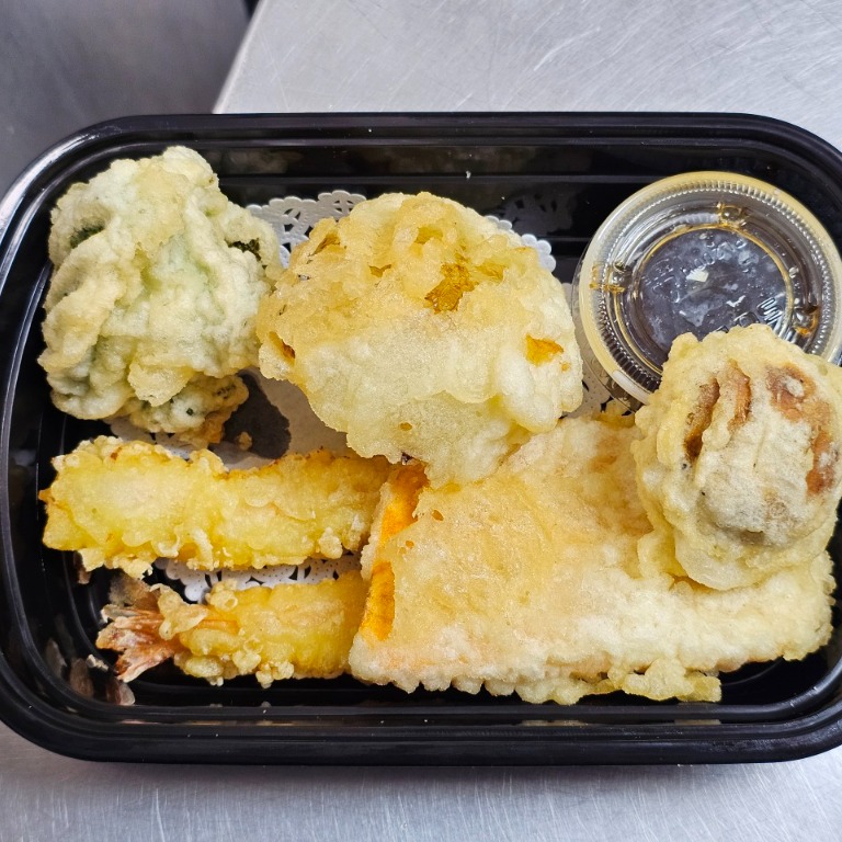 Tempura Appetizer (2,4)