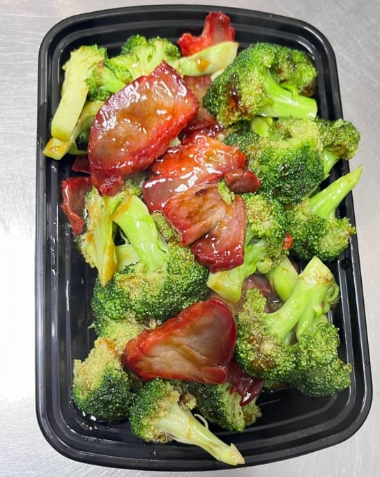 C7. Roast Pork w. Broccoli