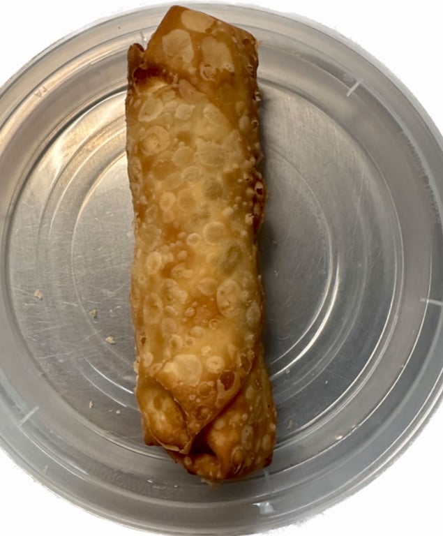 A1. 春卷 Roast Pork Egg Roll (1)