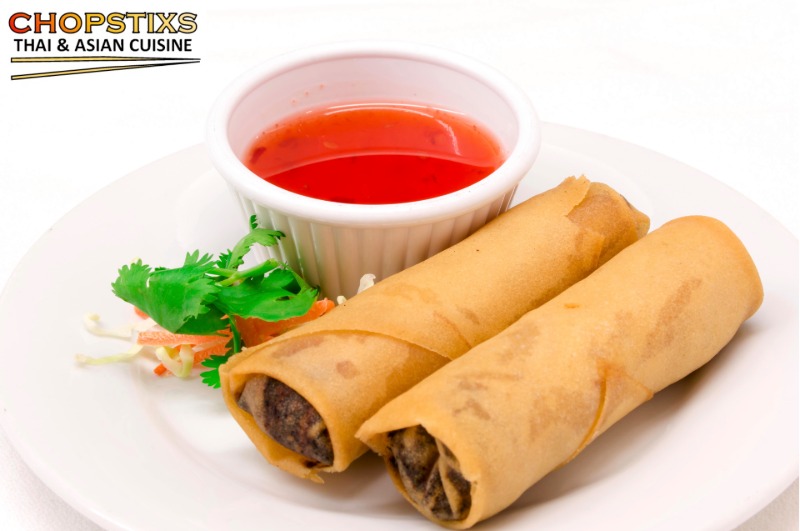 A2.Chicken and vegetable spring rolls ( 3 pcs) Image