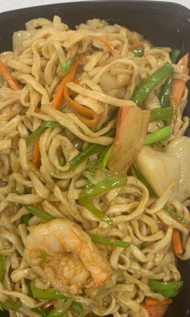 E19. Seafood Combination E-Fu Noodles