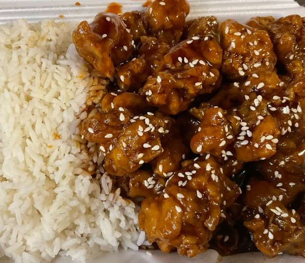 C4. Sesame Chicken 芝麻鸡